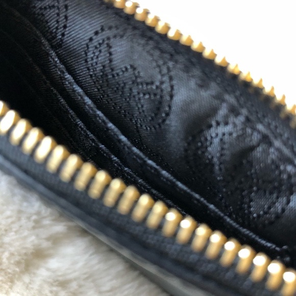 ✨HP✨ Michael Kors Specchio Jet Set Wristlet - Picture 4 of 6